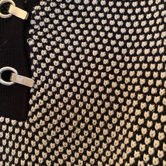 Sweater - Picture 3 of 3